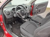 Usata Alfa Romeo MiTo 79 CV (58 kW) 2011 Rosso Utilitaria