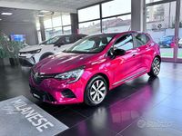 Usata Renault Clio V Equilibre 91 CV (66 kW) 2023 Rosso Berlina