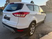 Usata Ford Kuga Business Edition 140 CV (102 kW) 2014 Bianco SUV