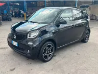 Usata Smart ForFour 71 CV (52 kW) 2017 Nero Utilitaria