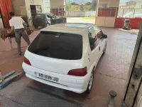 Usata Peugeot 106 103 CV (75 kW) 1998 Utilitaria