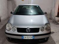 Usata VW Polo Comfortline 75 CV (55 kW) 2003 Grigio Berlina