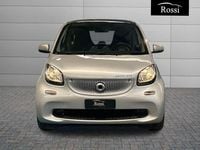 Usata Smart ForTwo Electric Drive Passion 41 kW (56 CV) 2018 Grigio chiaro Coupé