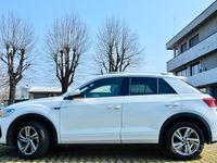 Usata VW T-Roc R-line 150 CV (110 kW) 2024 Bianco SUV