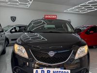 Usata Lancia Ypsilon Platinum 69 CV (50 kW) 2018 Nero Utilitaria