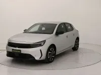 Usata Opel Corsa 101 CV (74 kW) 2025 Kaolin white Utilitaria