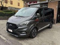 Usata Ford Tourneo 185 CV (136 kW) 2020 Grigio scuro Monovolume