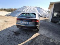 Usata Audi Q8 286 CV (210 kW) 2019 Grigio SUV