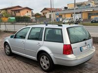 Begagnad VW Golf IV 2000 Grå Kombi