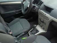 Usata Opel Astra 60 CV (44 kW) 2008 Grigio Berlina