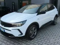 Usata Opel Grandland X GS Line 131 CV (96 kW) 2022 Bianco SUV