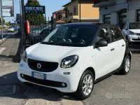 Usata Smart ForFour 71 CV (52 kW) 2017 Bianco Utilitaria