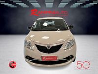 Usata Lancia Ypsilon Gold 85 CV (62 kW) 2016 Bianco Utilitaria