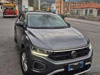 Usata VW T-Roc Life 116 CV (85 kW) 2023 Grigio SUV