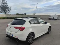 Usata Alfa Romeo Giulietta Distinctive 170 CV (125 kW) 2011 Utilitaria
