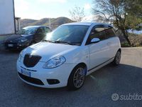 Usata Lancia Ypsilon 90 CV (66 kW) 2009 Bianco Utilitaria
