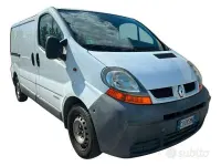 Usata Renault Trafic 101 CV (74 kW) 2002 Bianco Monovolume