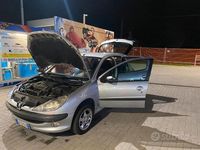 Usata Peugeot 206 68 CV (50 kW) 2003 Grigio Utilitaria