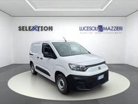 Usata Fiat Doblò 102 CV (75 kW) 2024 Bianco Monovolume
