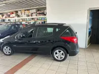 Usata Peugeot 207 73 CV (53 kW) 2010 Nero Berlina