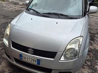 Usata Suzuki Swift 70 CV (51 kW) 2007 Grigio Utilitaria