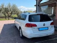 Usata VW Passat 140 CV (102 kW) 2011 Bianco Station wagon