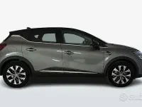 Usata Renault Captur Techno 94 CV (69 kW) 2023 Grigio SUV