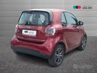 Usata Smart ForTwo Electric Drive Passion 60 kW (82 CV) 2023 Rosso Berlina
