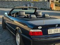 Usata BMW 320 Cabriolet 150 CV (110 kW) 1995 Blu Cabrio