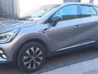 Usata Renault Captur Techno 101 CV (74 kW) 2023 Grigio SUV