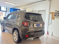 Usata Jeep Renegade Limited 140 CV (102 kW) 2016 Grigio SUV