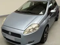 Usata Fiat Grande Punto Dynamic 65 CV (47 kW) 2007 Grigio Utilitaria