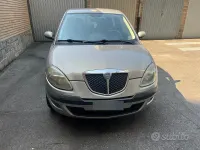 Usata Lancia Ypsilon 60 CV (44 kW) 2008 Marrone Utilitaria