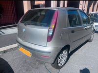 Usata Fiat Punto 75 CV (55 kW) 2005 Grigio Utilitaria