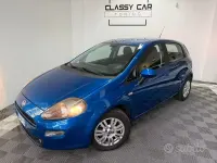 Usata Fiat Punto Lounge 77 CV (56 kW) 2013 Blu/azzurro Utilitaria