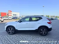 Usata Volvo XC40 Plus 163 CV (119 kW) 2025 Crystal white SUV