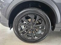 Neu EVO Evo 7 174 PS (127 kW) 2025 Grau SUV