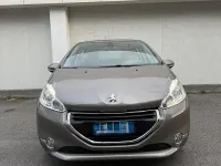 Usata Peugeot 208 Access 68 CV (50 kW) 2014 Marrone Utilitaria