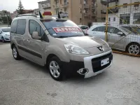 Usata Peugeot Partner Tepee 92 CV (67 kW) 2011 Grigio Monovolume