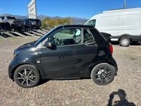 Usata Smart ForTwo Electric Drive Passion 60 kW (82 CV) 2022 Nero pastello Cabrio
