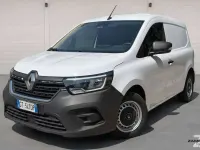 Usata Renault Kangoo 95 CV (69 kW) 2024 Bianco Monovolume
