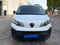 Usata Peugeot Expert 144 CV (105 kW) 2024 Bianco Furgone
