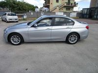 Usata BMW 318 Advantage 150 CV (110 kW) 2017 Argento Berlina