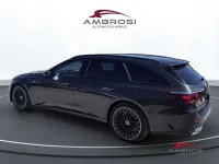Usata Mercedes E300 Advanced 197 CV (144 kW) 2025 Grigio Station wagon