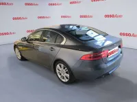 Usata Jaguar XE 179 CV (131 kW) 2015 Grigio Berlina