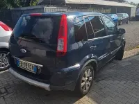 Usata Ford Fusion 76 CV (55 kW) 2010 Bluazzurro Utilitaria