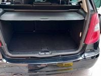 Usata Mercedes A180 Style 109 CV (80 kW) 2011 Nero Monovolume