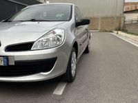 Usata Renault Clio II 75 CV (55 kW) 2007 Berlina
