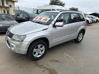 Usata Suzuki Grand Vitara 129 CV (94 kW) 2007 Argento SUV