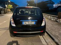 Gebraucht Lancia Ypsilon 77 PS (56 kW) 2009 Schwarz Kleinwagen